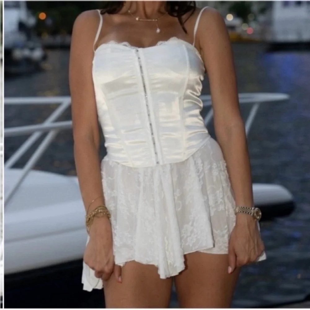 Elegant White Lace Mini Dress